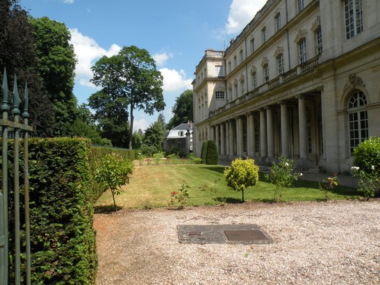  palais du Gouverneur côté jardins